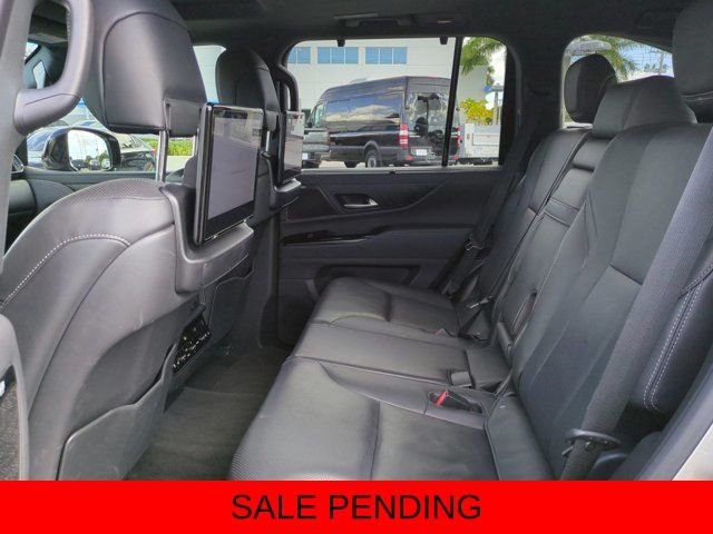 2022 Lexus LX Luxury - Photo 12