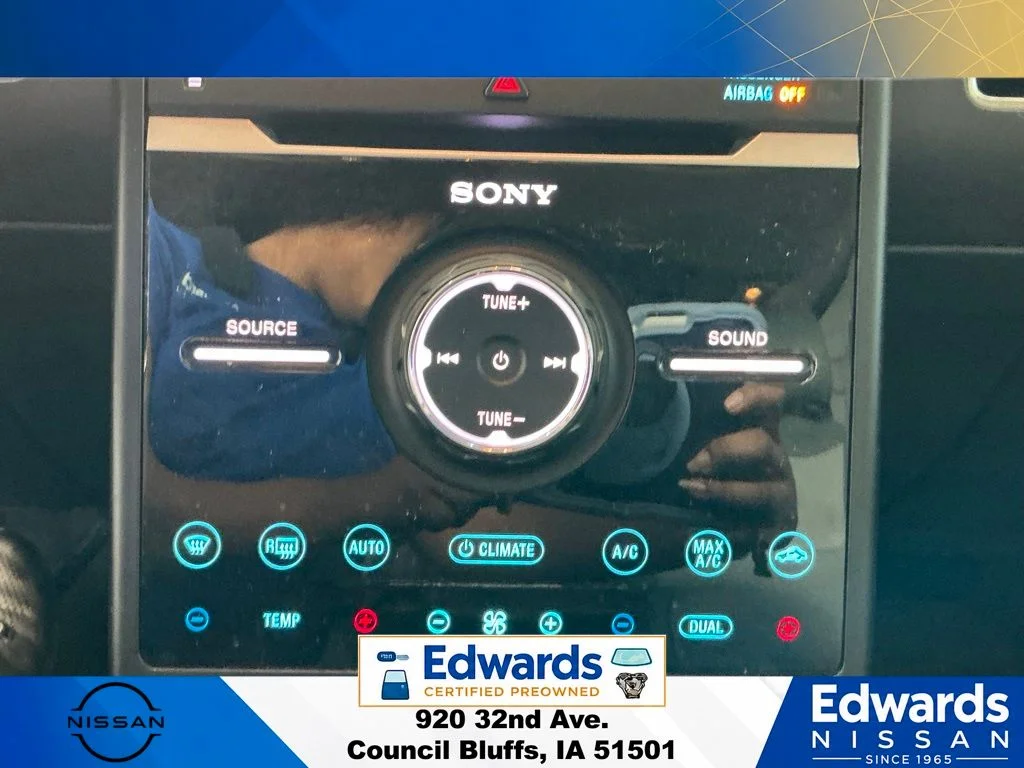 Used 2019 Red Ford Limited image 37