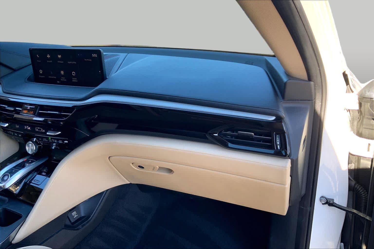 Used 2024 Platinum White Pearl Acura w/Technology Package image 19