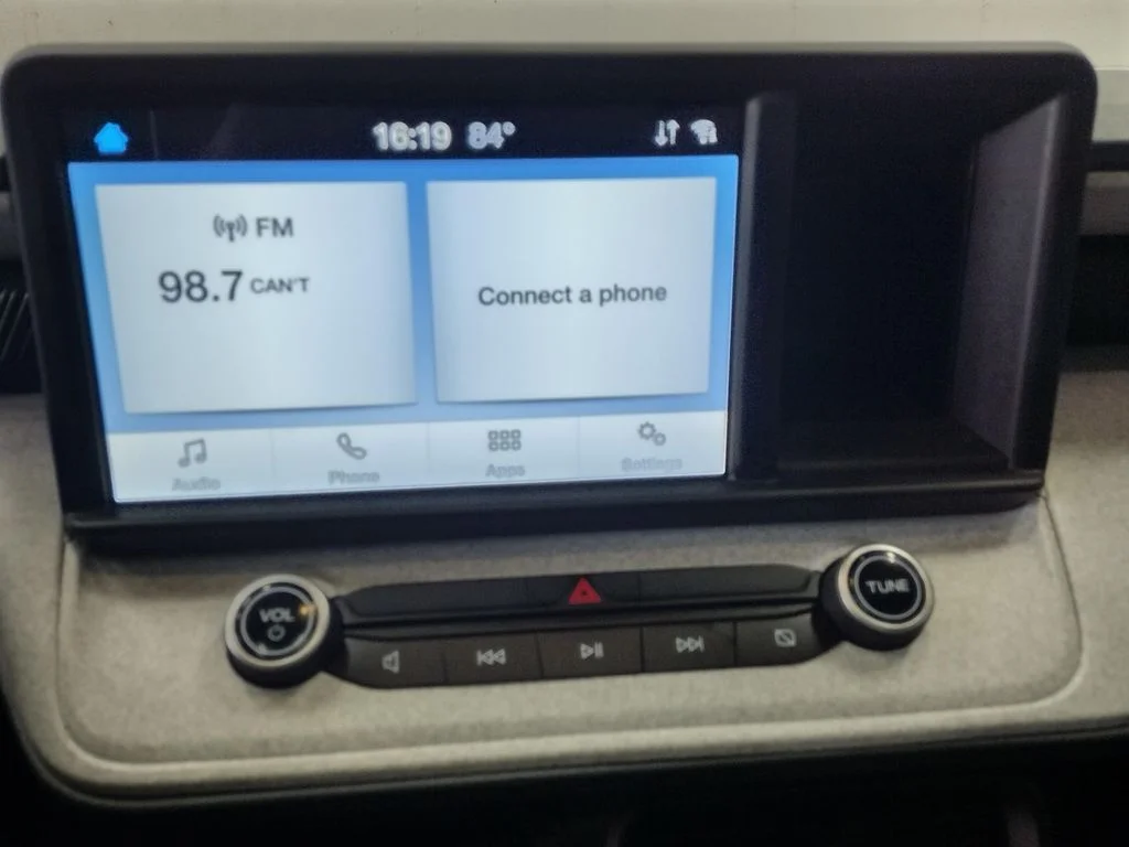 Used 2022 Gray Ford XLT image 31