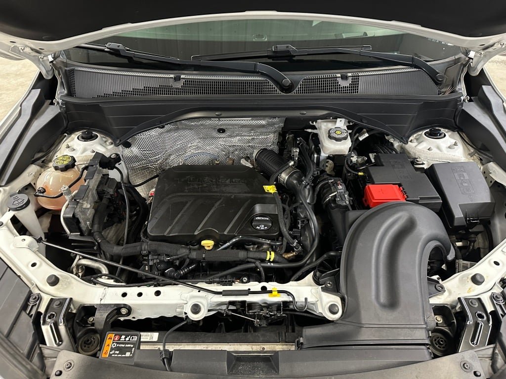 Certified Used 2021 Summit White Chevrolet LT image 35