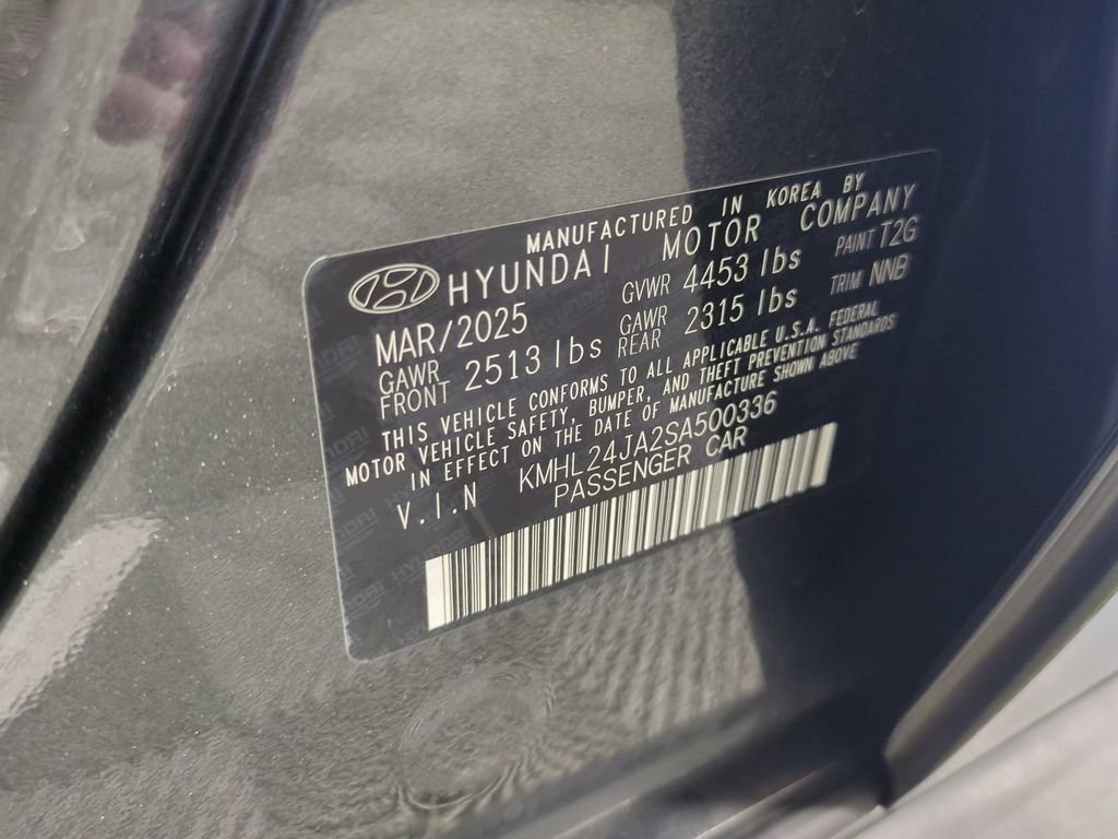 Used 2025 Gray Hyundai SE image 36