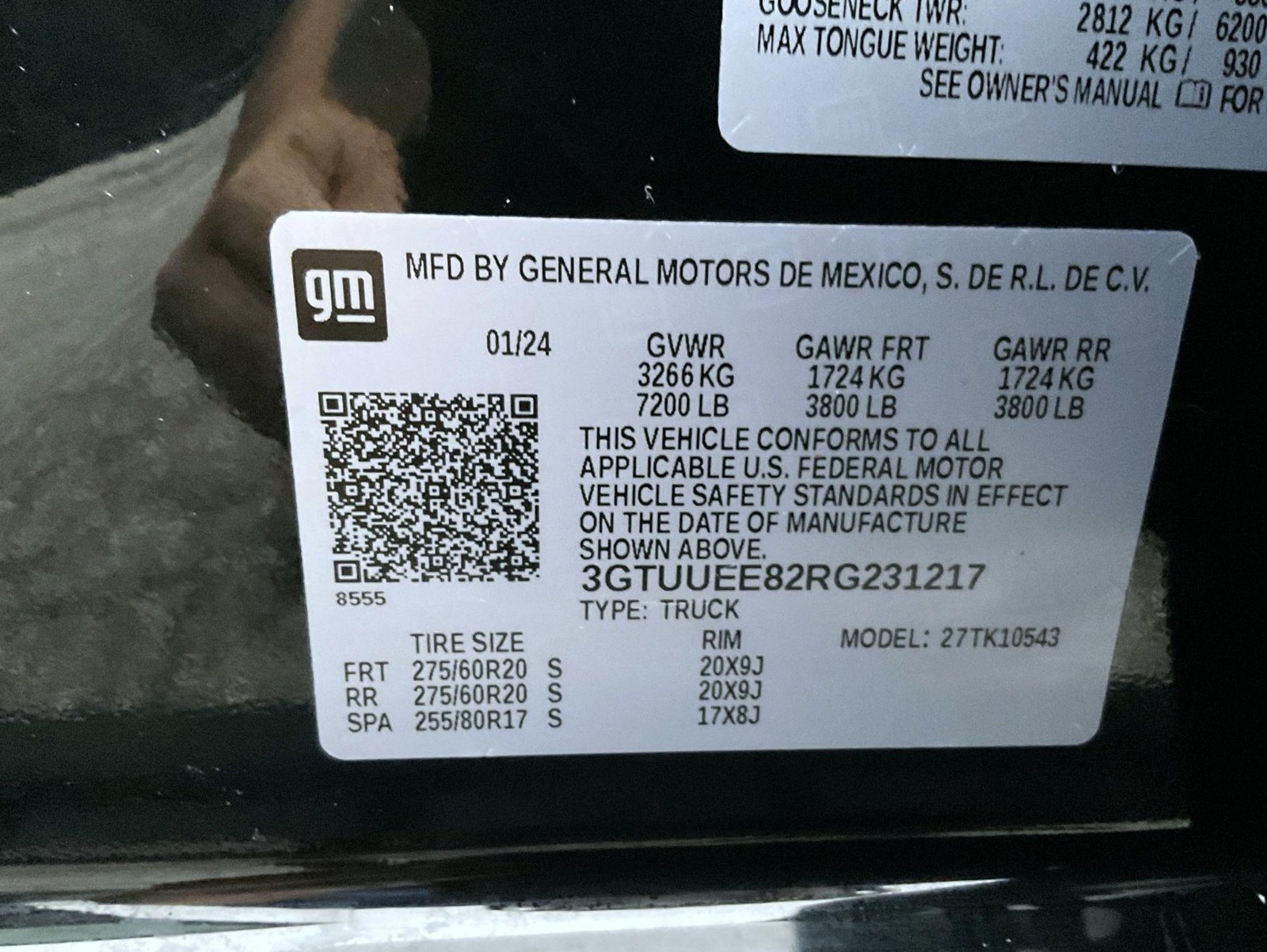 Used 2024 Black GMC AT4 image 25