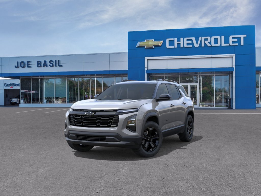 2027 Chevrolet Equinox LT - Photo 8