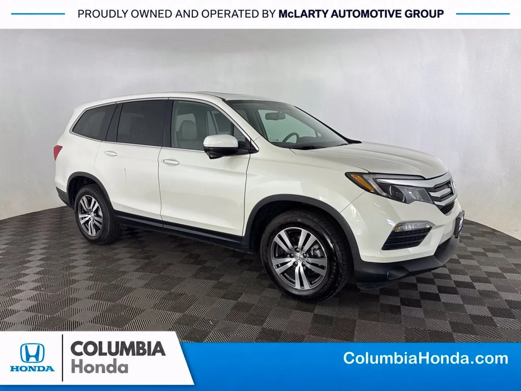 Used 2017 White Honda EX-L image 1