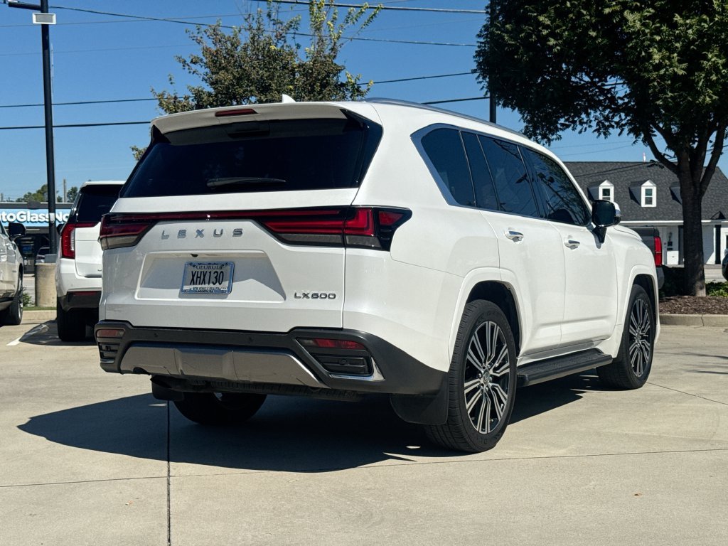 Used 2023 White Lexus 600 Luxury image 8