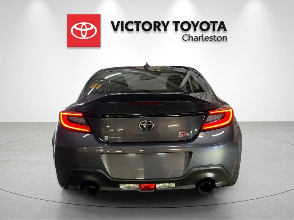 Used 2026  Toyota Premium image 4