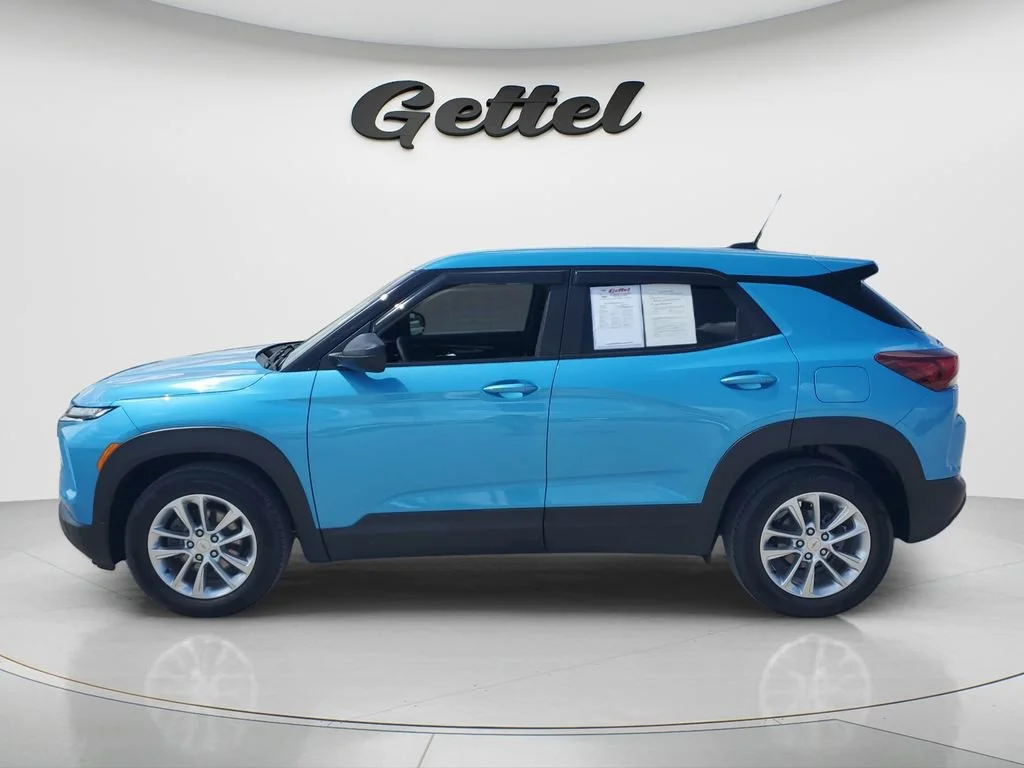 Used 2025 Marina Blue Metallic Chevrolet LS image 13