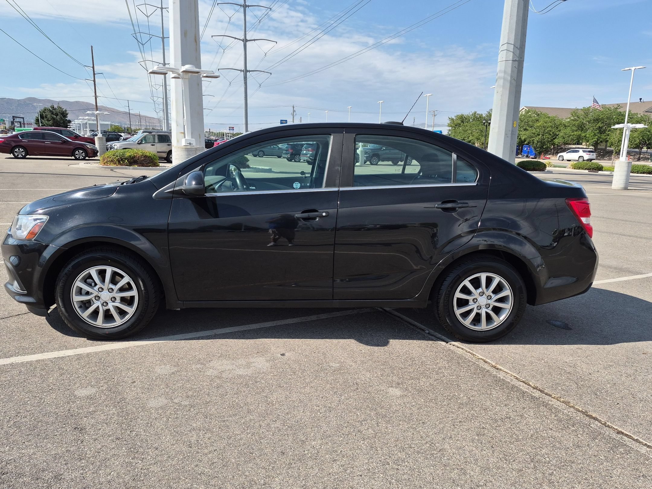 Used 2020 Mosaic Black Metallic Chevrolet LT image 7