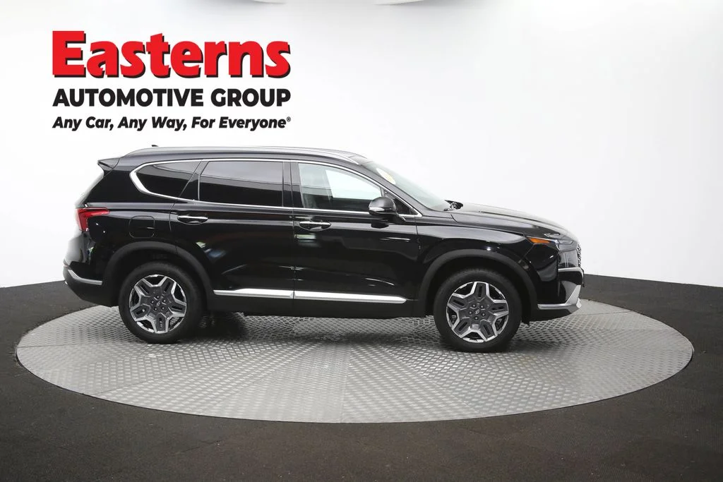 Used 2023 Black Hyundai Limited image 45