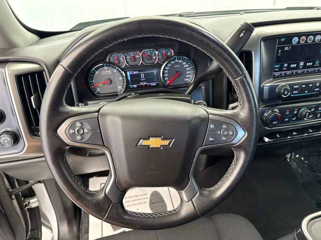 Used 2019 Silver Chevrolet LT image 24