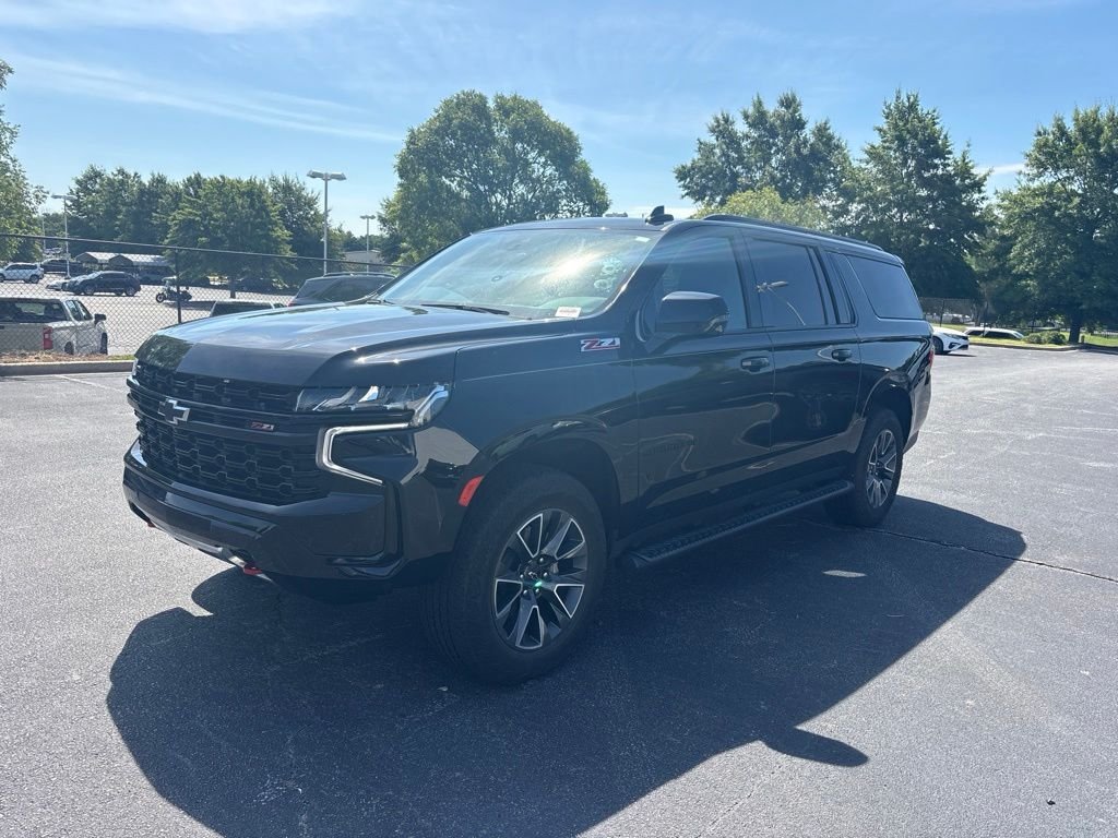 Used 2023 Black Chevrolet Z71 image 7