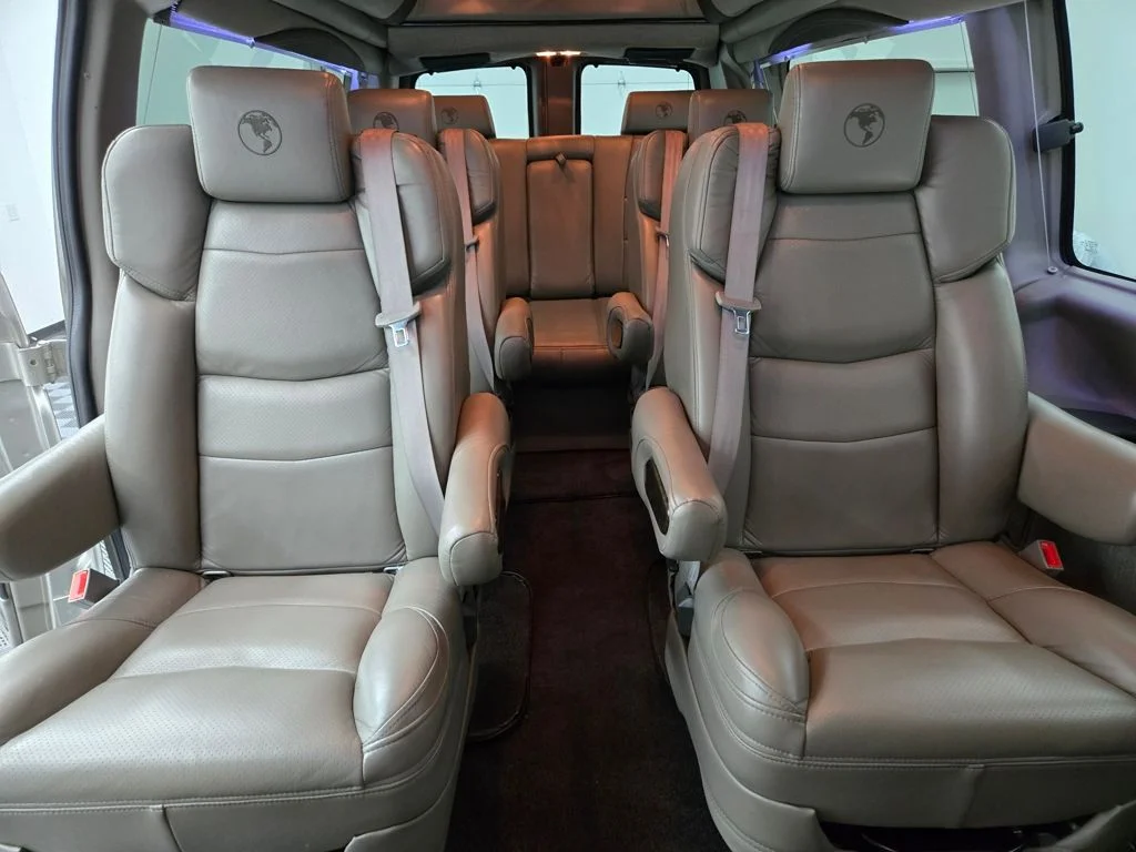 Used 2023 Birch Chevrolet Explorer Limited SE image 46
