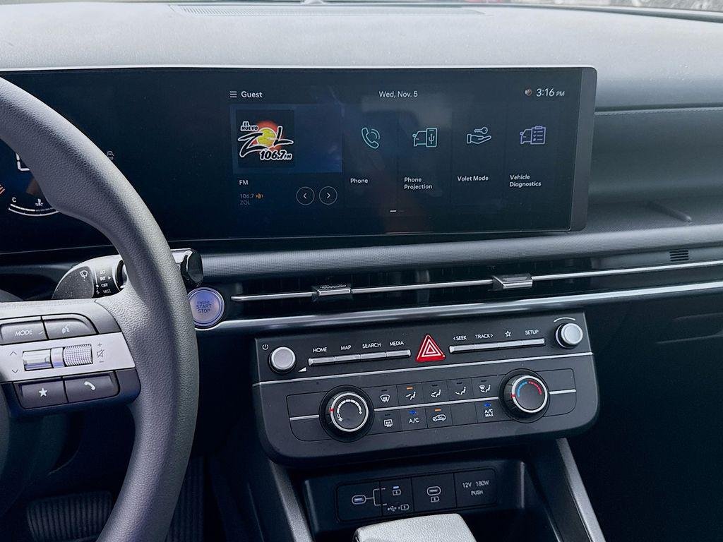 2025 Hyundai Tucson SE - Photo 10