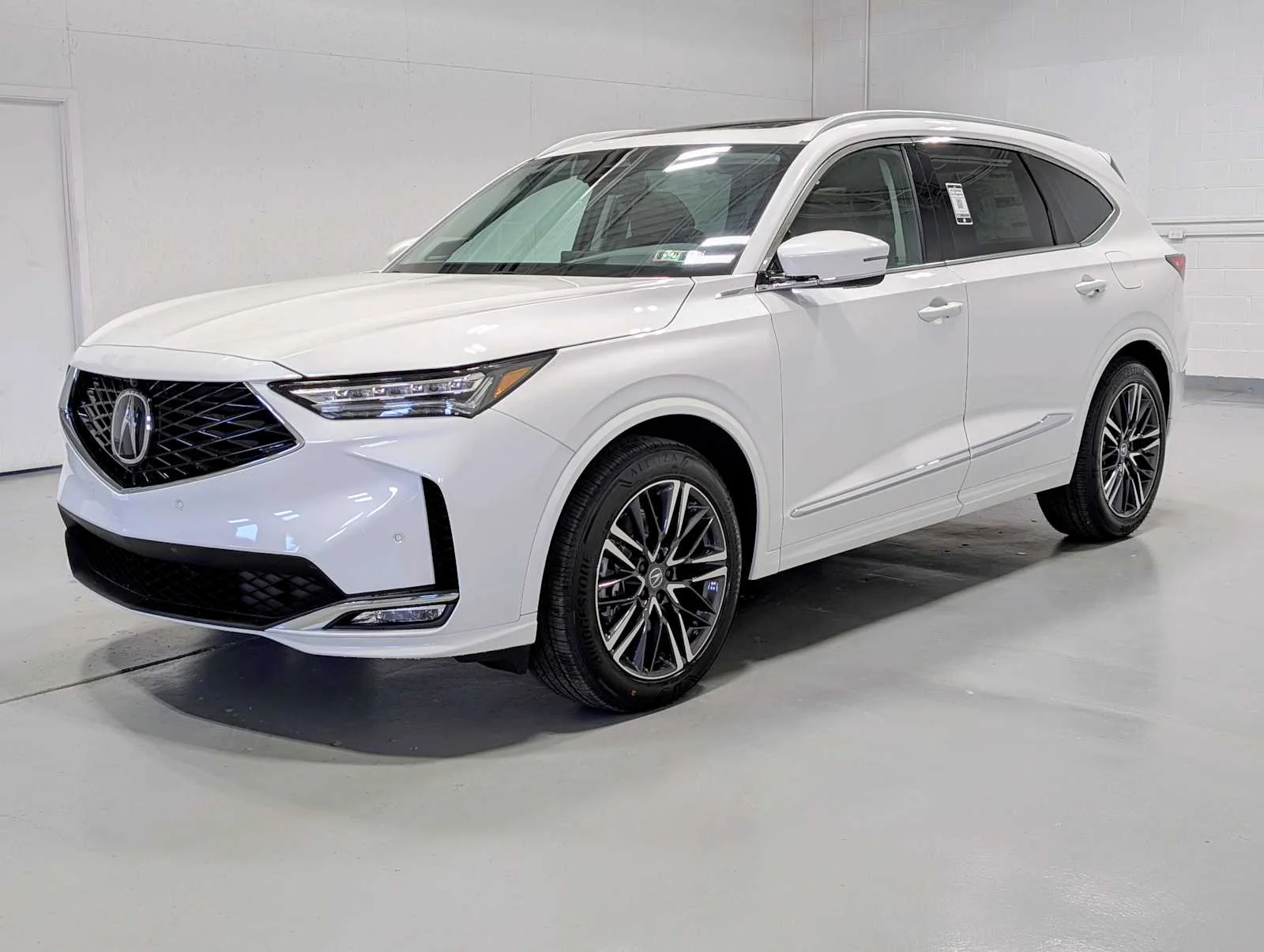 2026 Acura MDX SH-AWD w/Advance Package's photo