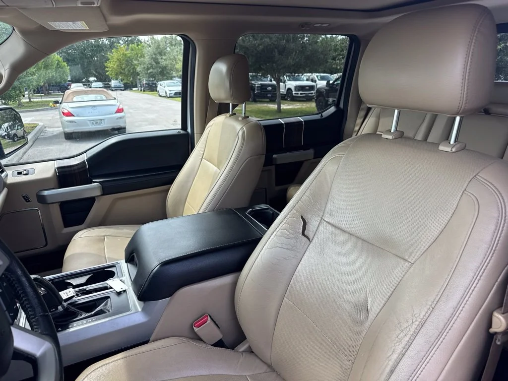 Used 2015 White Ford Lariat image 10