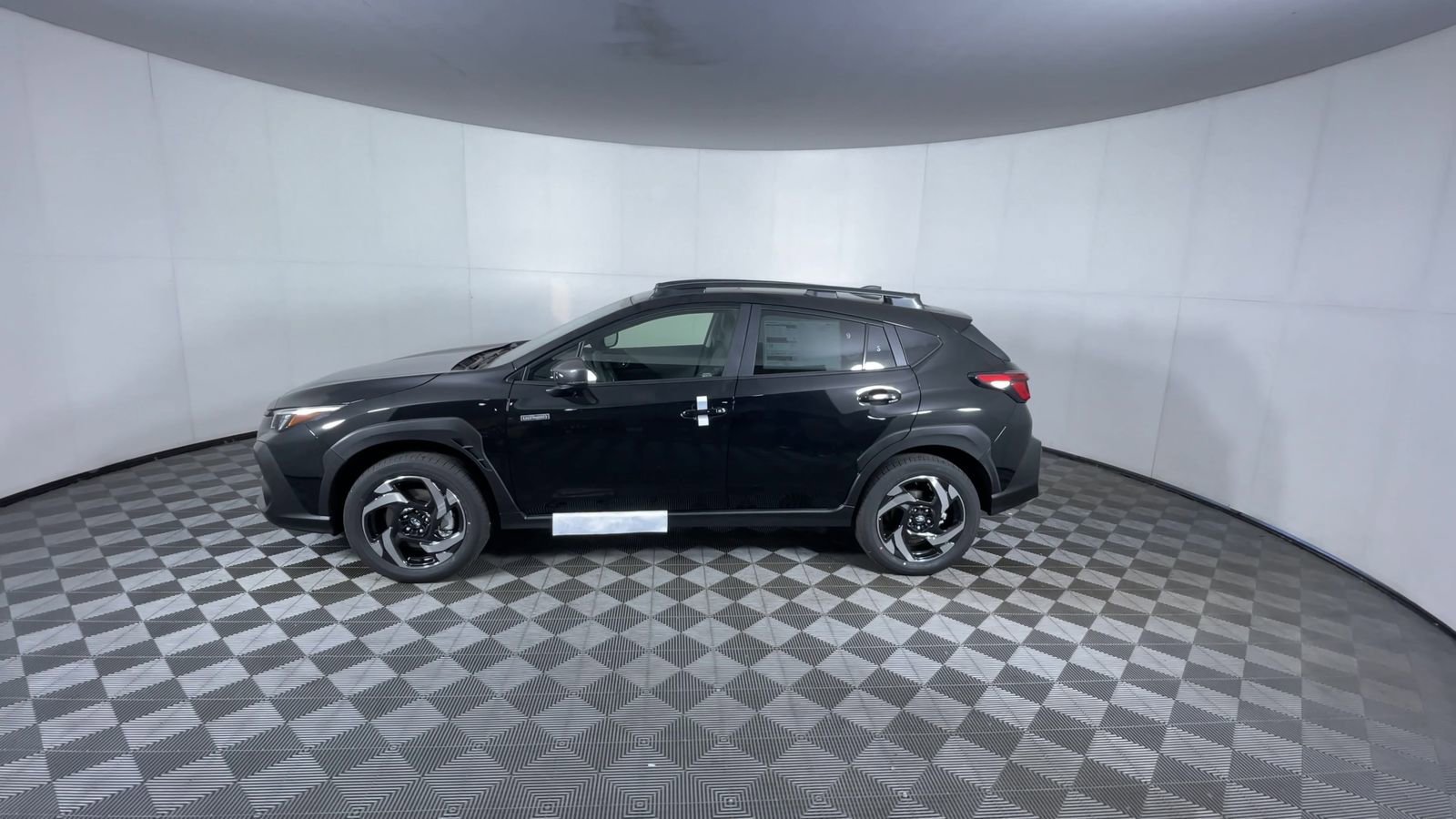 New 2026 CRYSTAL BLACK SILICA Subaru Limited Hybrid image 5
