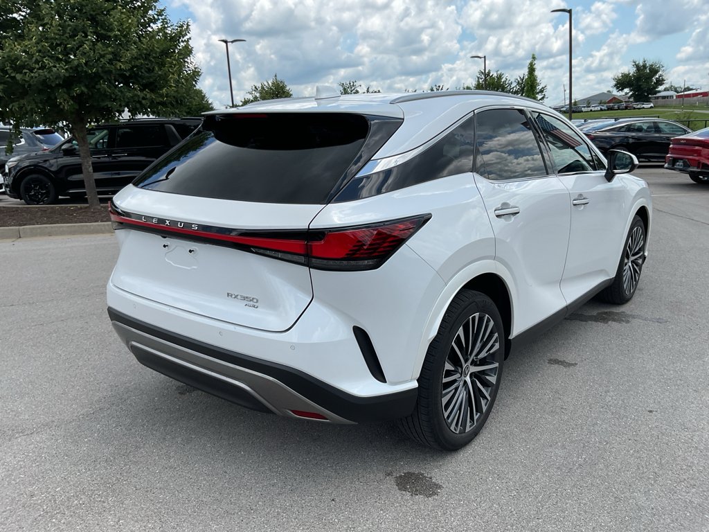 Used 2023 Eminent White Pearl Lexus Premium Plus image 10