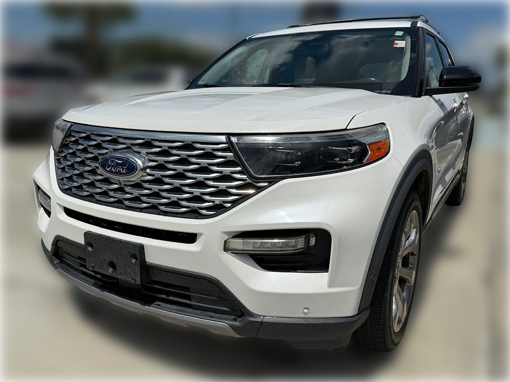 Used 2020  Ford Platinum image 3