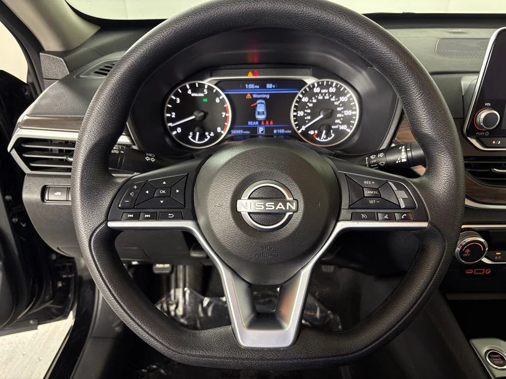 Used 2024 Black Nissan 2.5 SV image 17