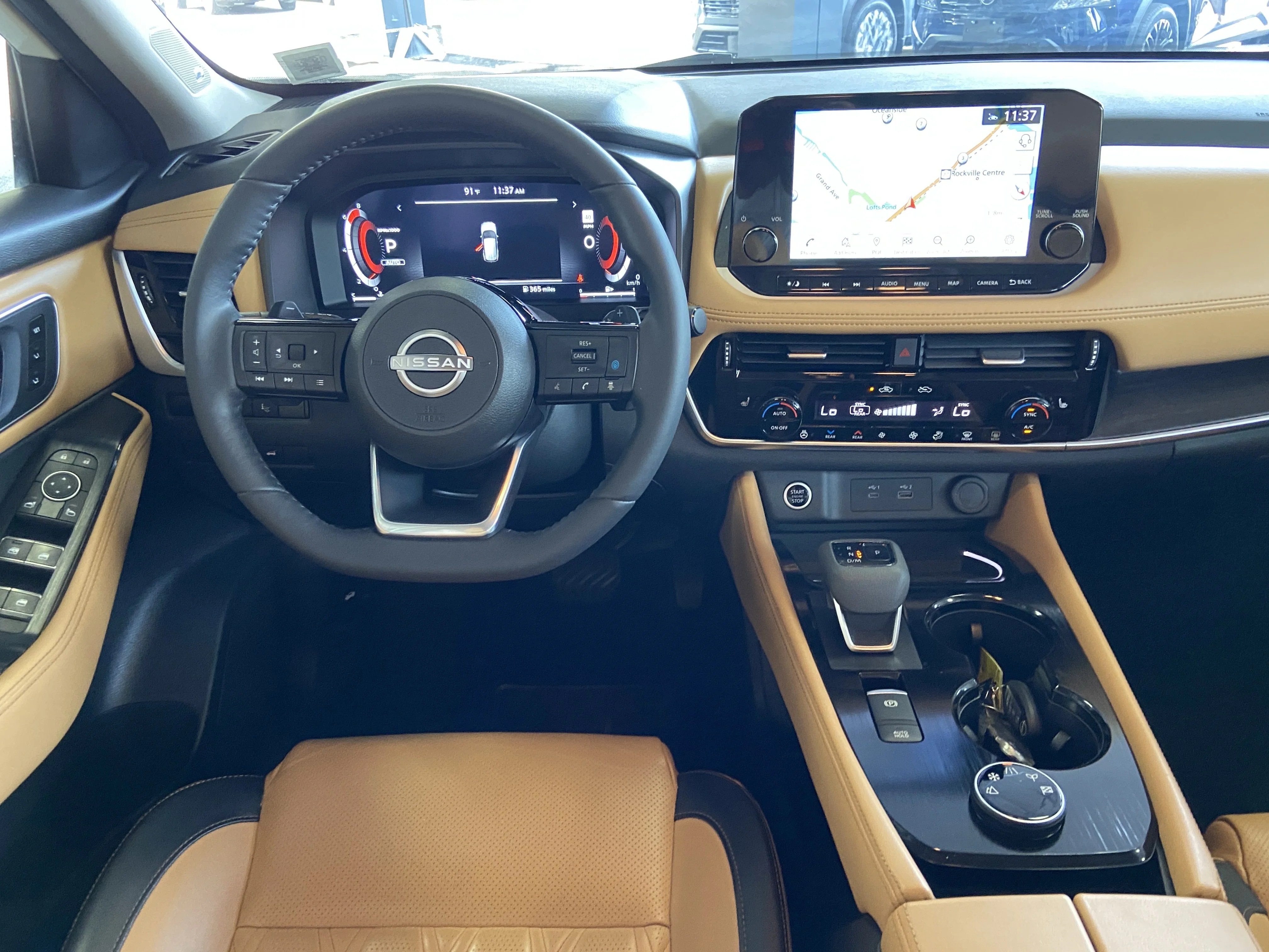 Used 2022 Pearl White Tricoat Nissan  image 15