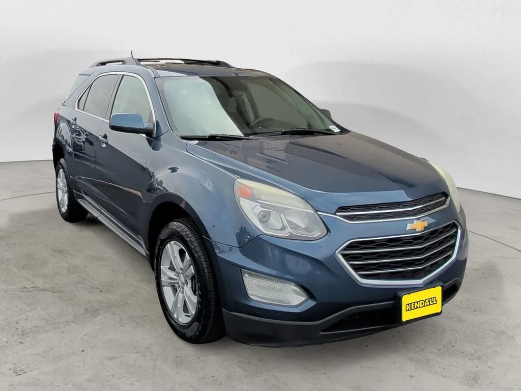 Used 2016 PATRIOT BLUE METALLIC Chevrolet LT image 7