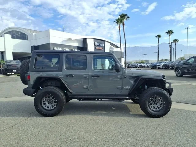 Used 2020 Sting-gray Clea Jeep Sport S image 3