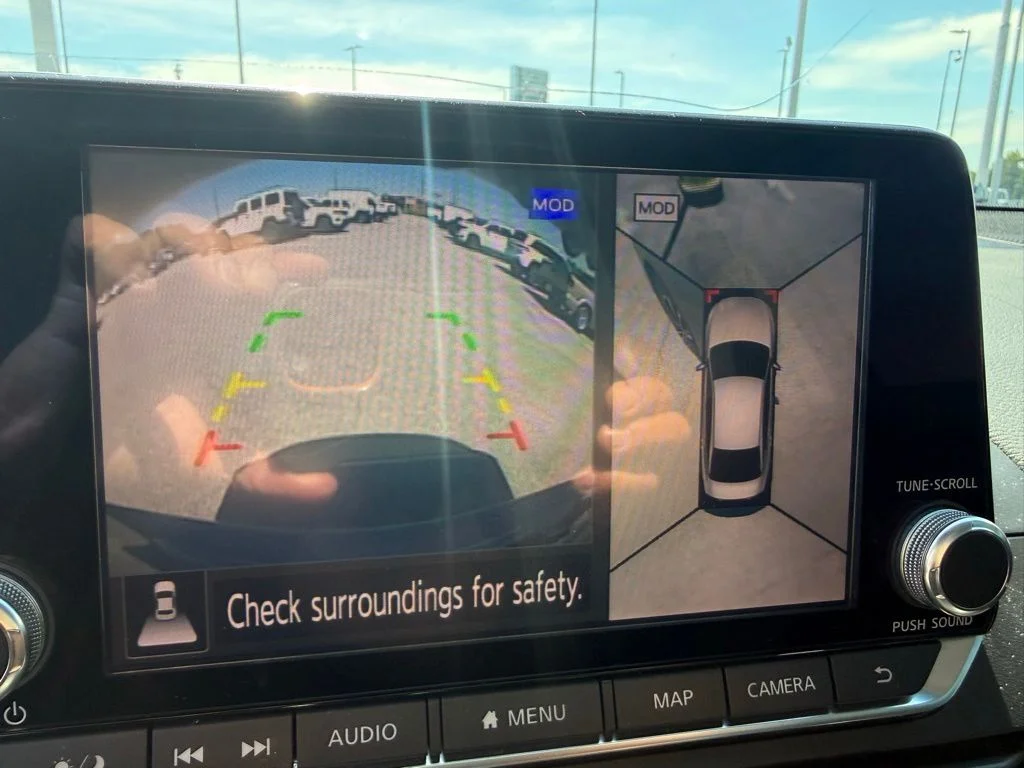 Used 2020 Gray Nissan 2.5 Platinum image 15