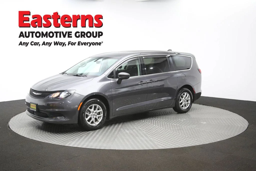 Used 2022 Gray Chrysler LX image 56