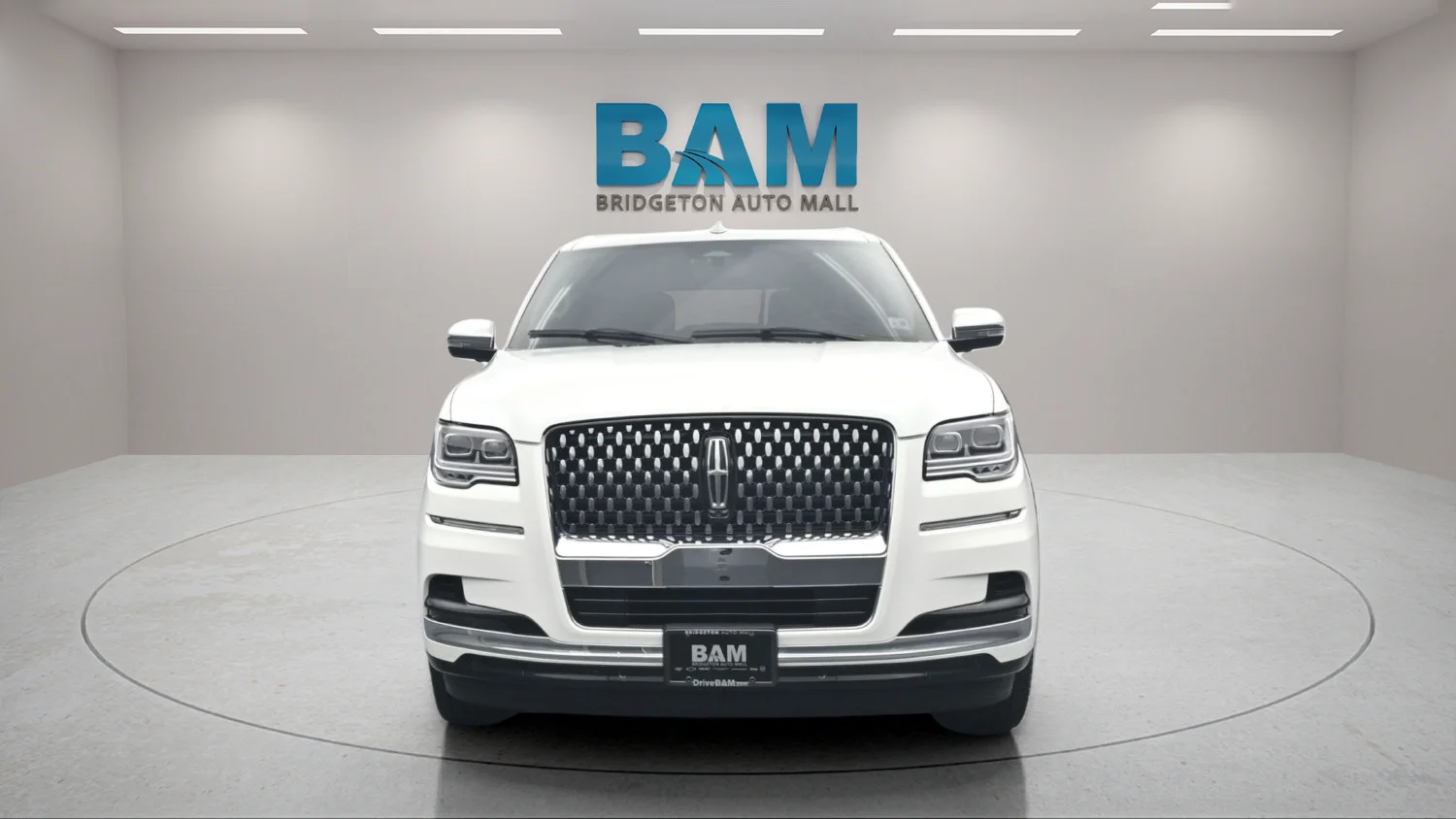 Used 2022 White Lincoln Black Label image 2