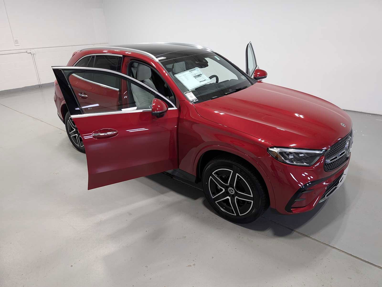 2026 Mercedes-Benz GLC Base - Photo 14