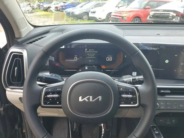 2025 Kia Sorento S - Photo 13