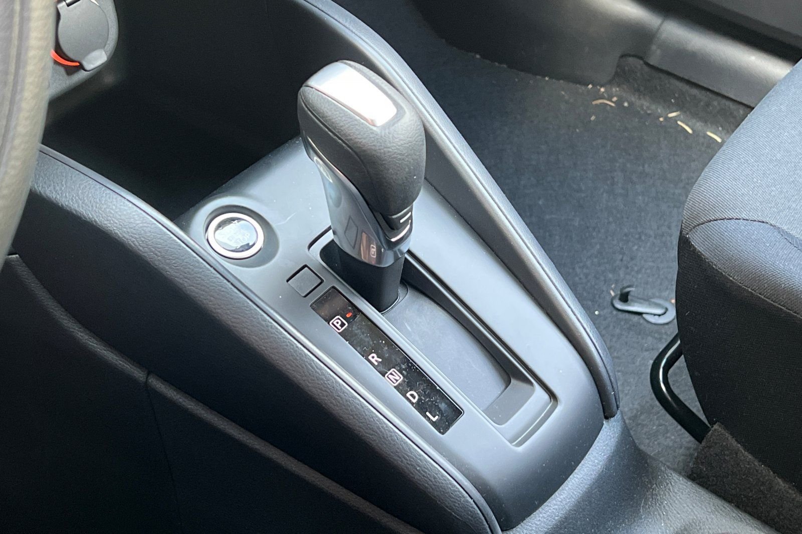 2025 Nissan KICKS PLAY Base - Photo 28