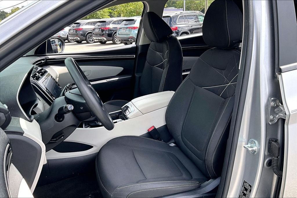 Used 2022 Silver Hyundai SEL image 18