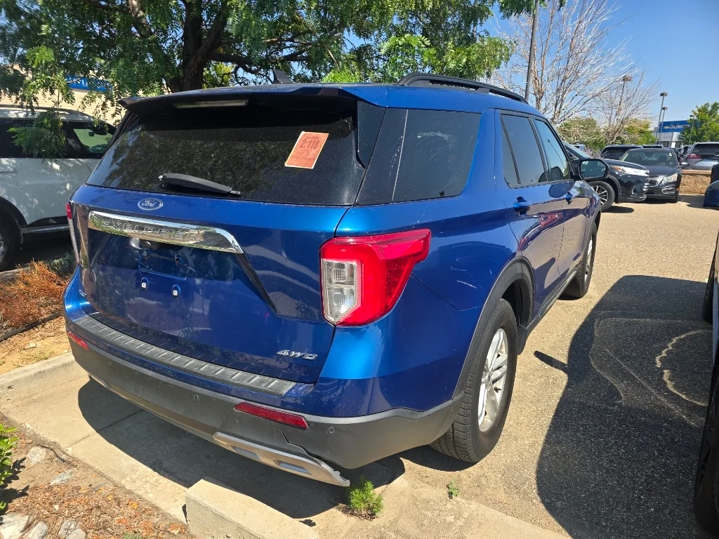 Used 2021 Atlas Blue Metallic Ford XLT image 4