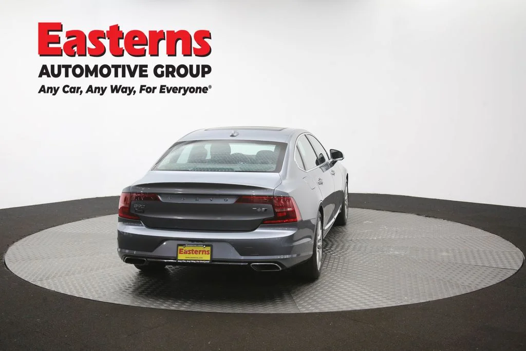 Used 2018 Gray Volvo T6 Inscription image 40