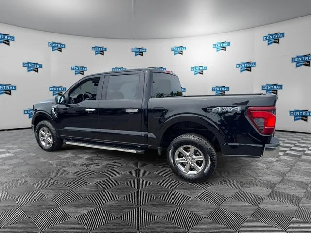 Used 2025 Black Ford XLT image 3