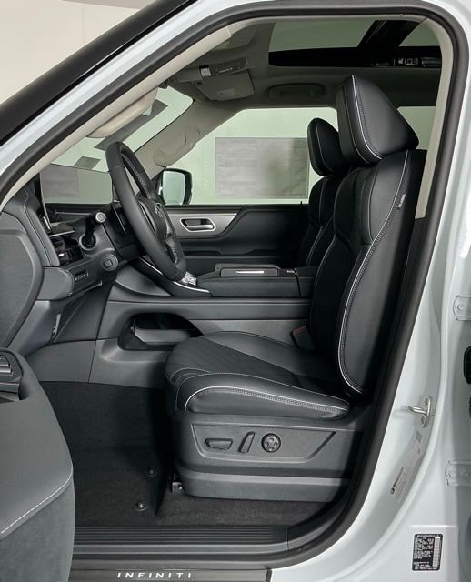 New 2026 RADIANT WHITE INFINITI Luxe 2WD image 13