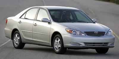 Used 2003 Lunar Mist Metallic Toyota LE image 1