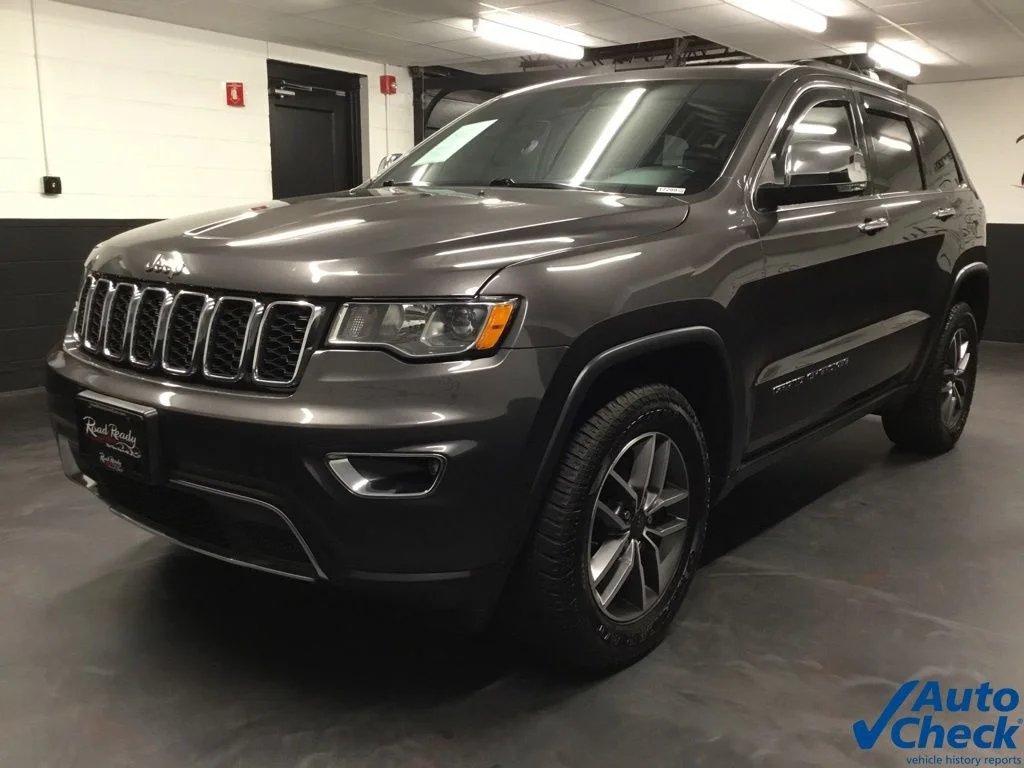 Used 2020 Gray Jeep Limited image 5