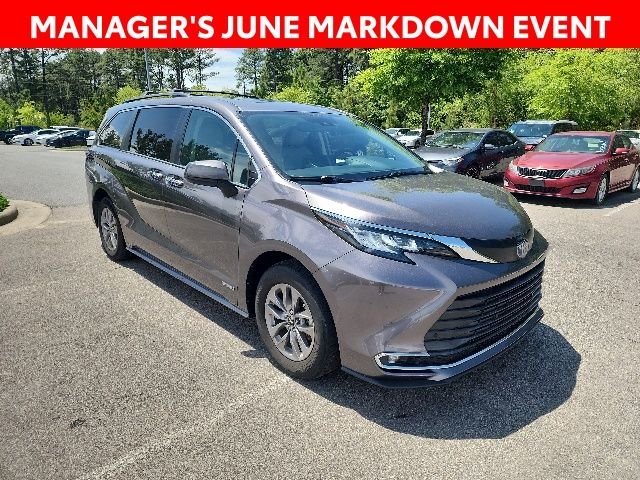 2021 Toyota Sienna XLE
