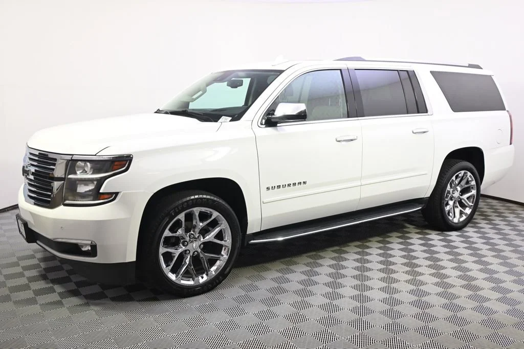 Used 2020 Chevrolet Suburban Premier with VIN 1GNSKJKC9LR270822 for sale in Minneapolis, Minnesota