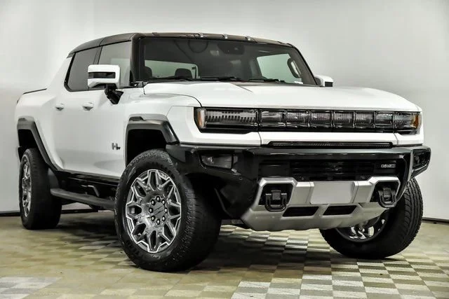 2025 GMC Hummer EV 3X's photo