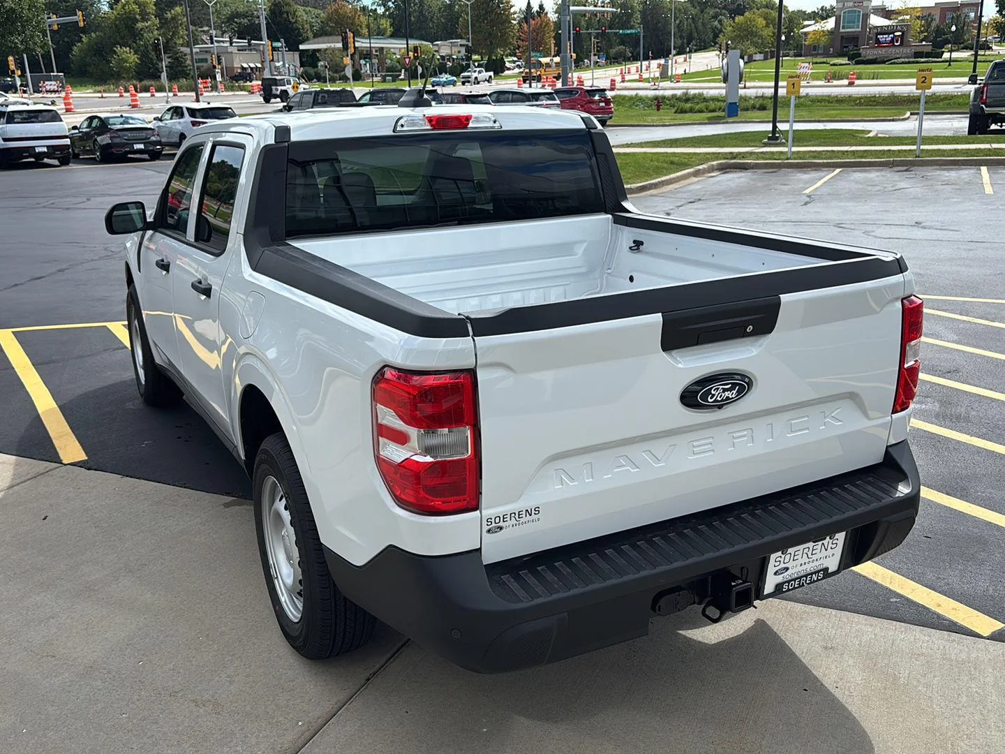 New 2026 Oxford White Ford XL image 7