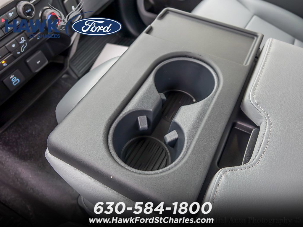 New 2026 Oxford White Ford F-450® XL image 13
