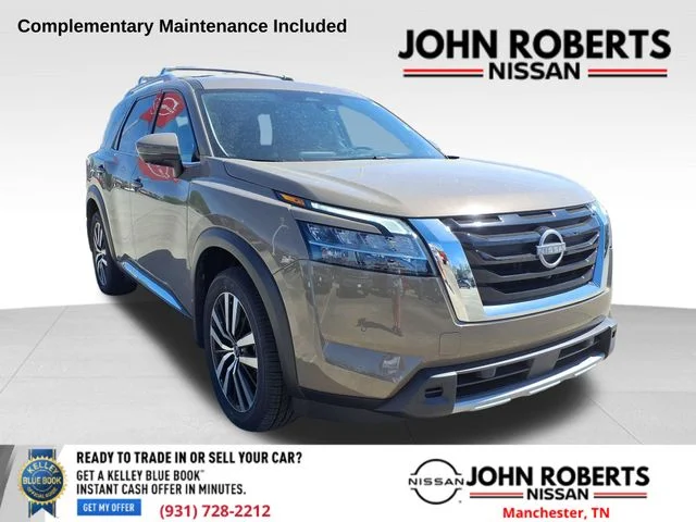 2024 Nissan Pathfinder Platinum 2WD's photo