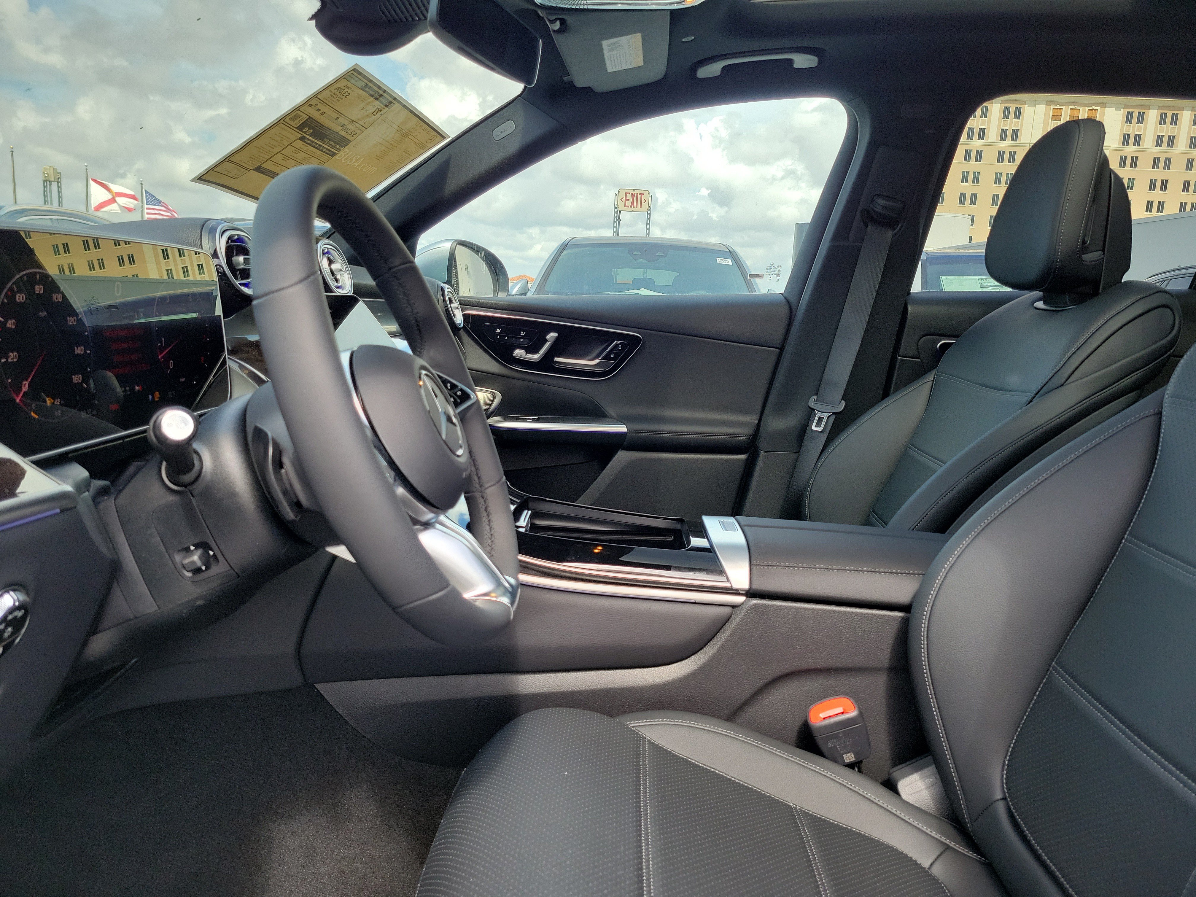 New 2026 Cirrus Silver Metallic Mercedes-Benz GLC 300 image 43