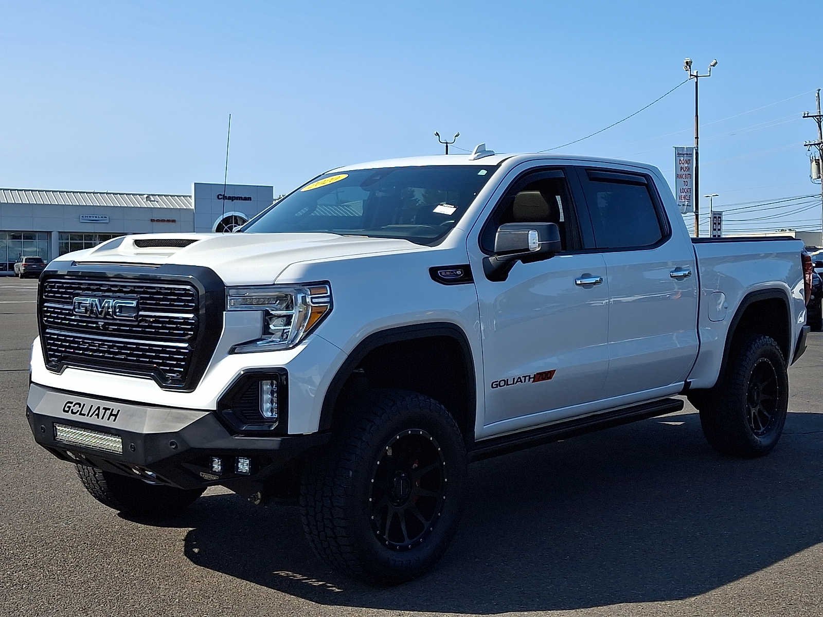 Used 2020 White Frost Tricoat GMC Denali image 3