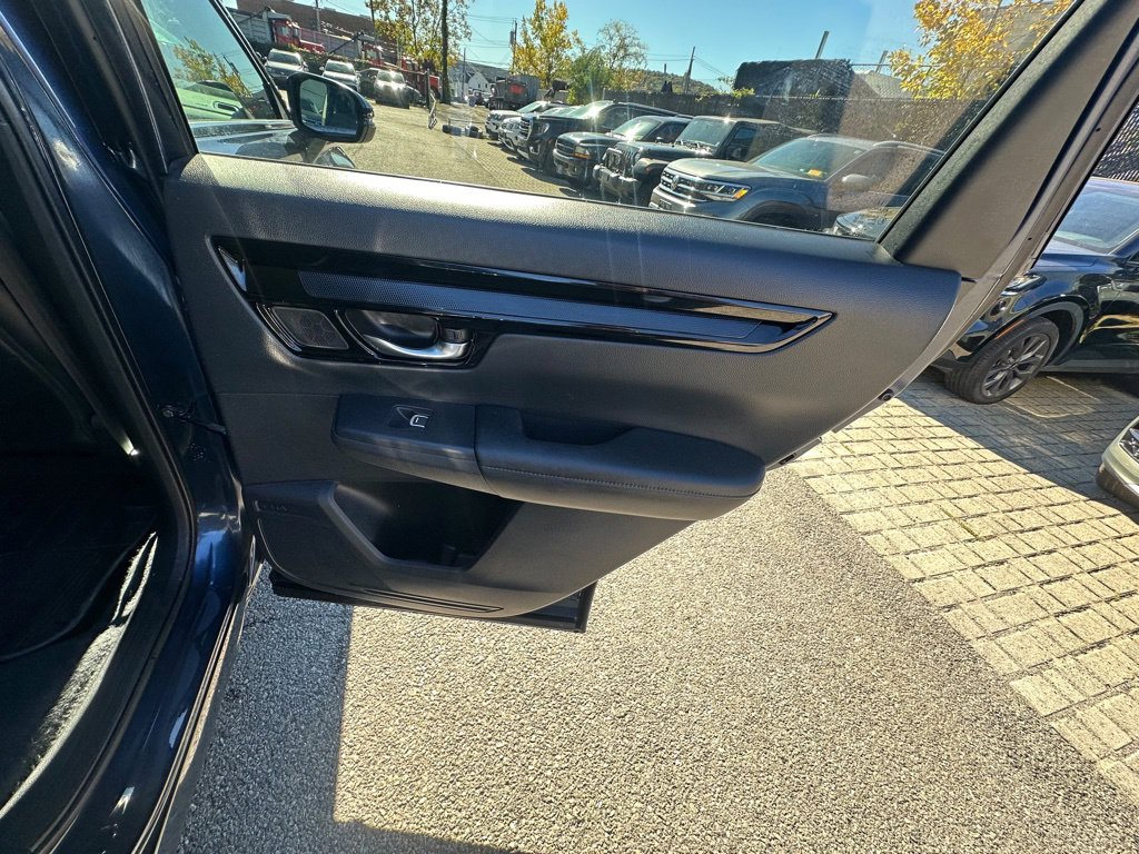 Used 2025  Honda EX-L image 34