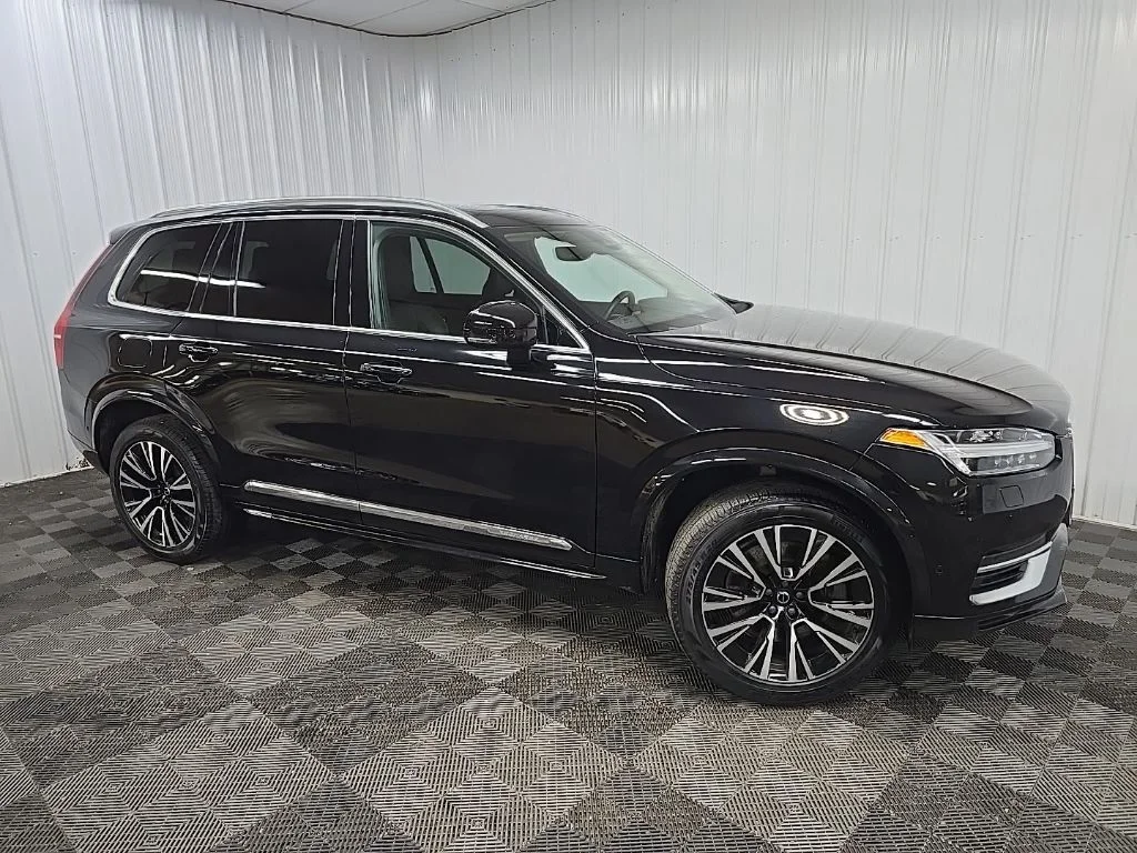 2023 Volvo XC90 Recharge Plug-In Hybrid